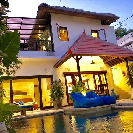 Villa Carissa Seminyak Centre, Bali By Le Ciel Hospitality Exterior foto